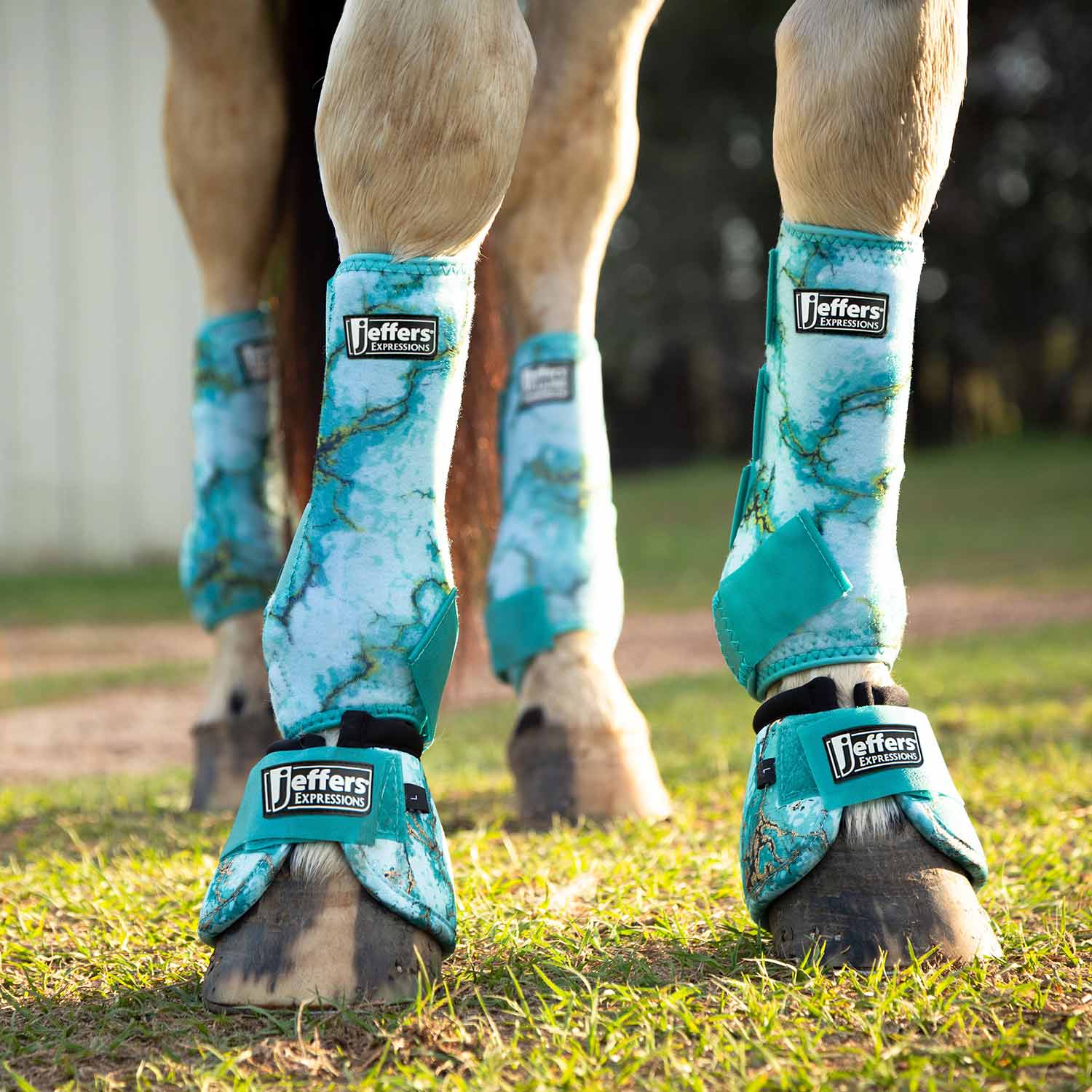 Jeffers Expression No-Turn Bell Boots for Horses, Pair